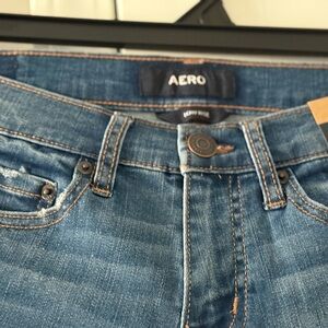 AERO Low Rise Jegging, size 2 long